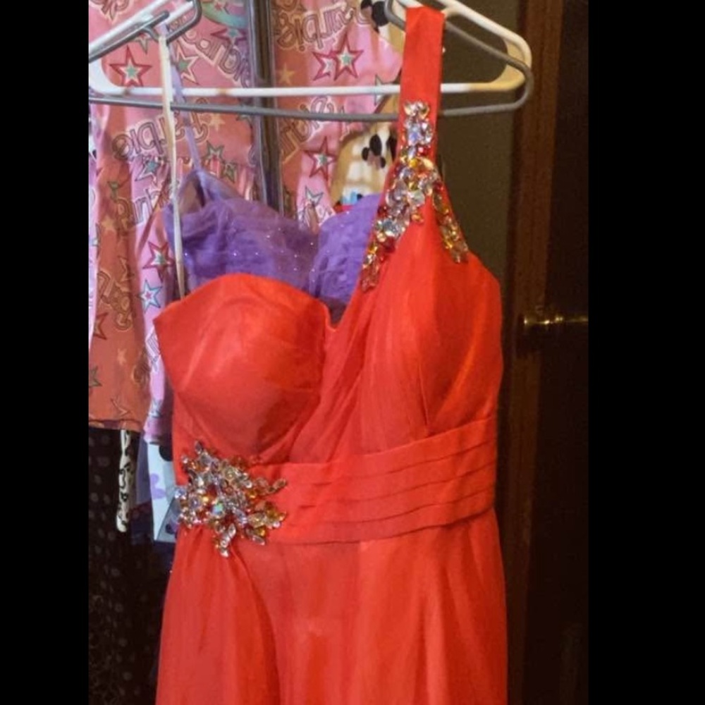 Euc- Orange Rhinestone size 12 Long Dress Elegant One-Shoulder Gown